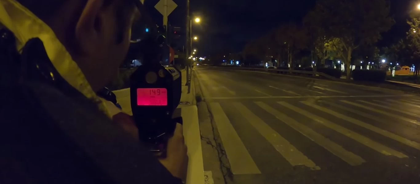 Πετρούπολη: «Φρένο» της Τροχαίας σε κόντρες - Βεβαίωση 79 παραβιάσεων